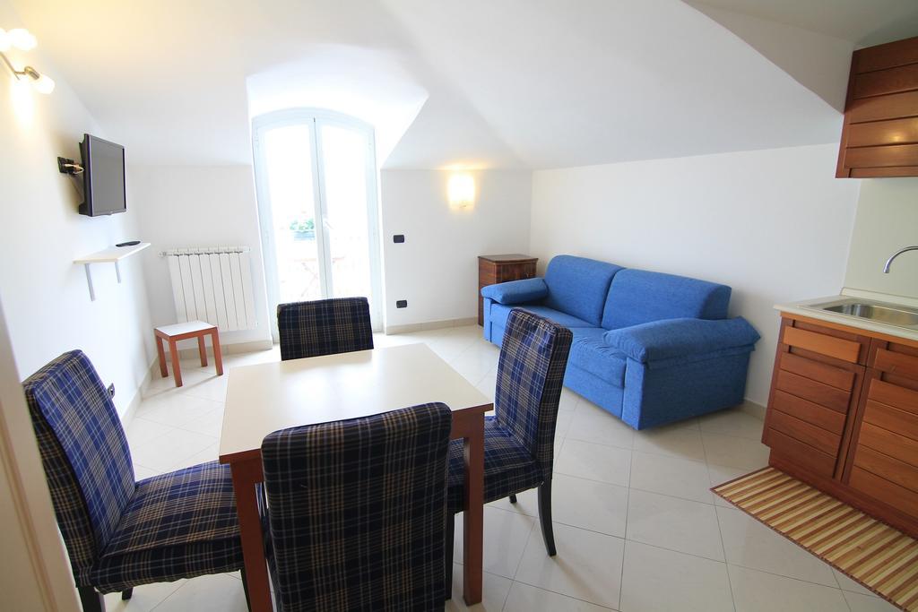 Residenza Marina Riva Ligure Quarto foto